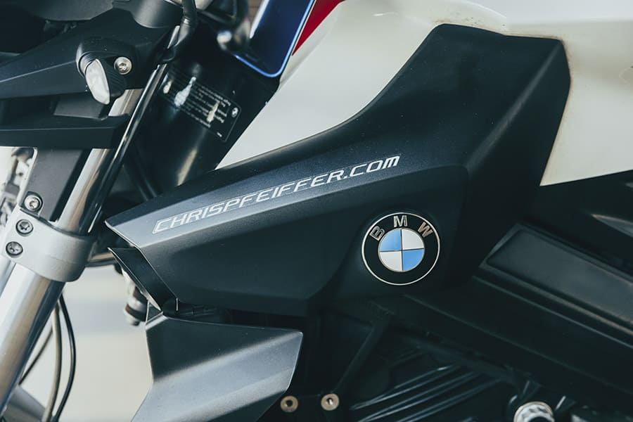 Alquiler BMW F800 R - YES WE RIDE