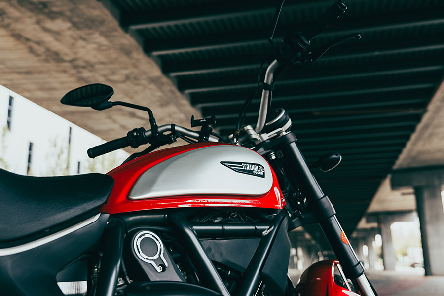 ALQUILER DUCATI SCRAMBLER BARCELONA YES WE RIDE 018